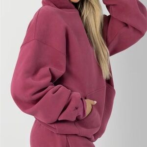 Comfrt Minimaist Sweatshirt